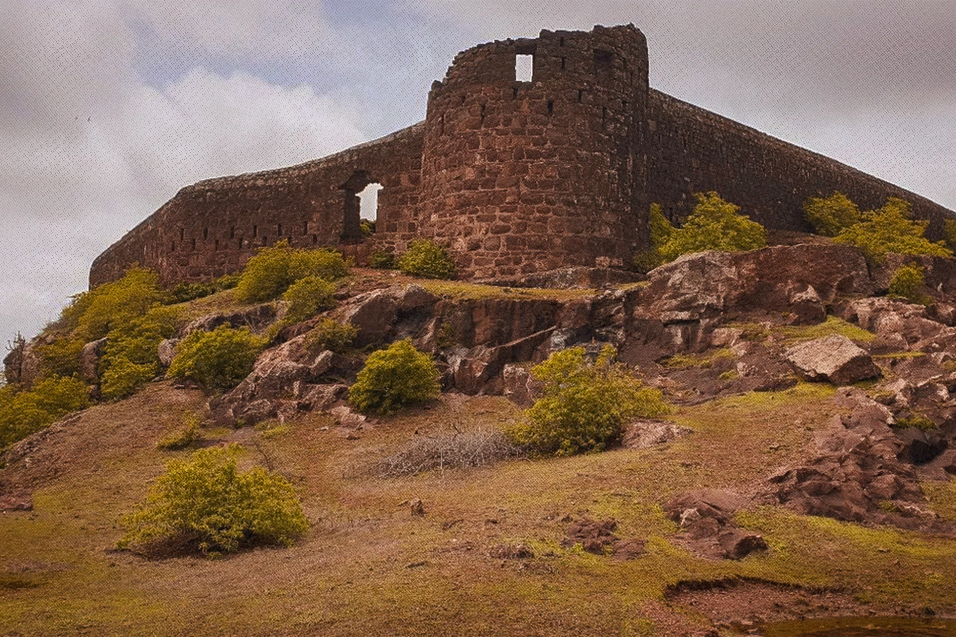 Historic Fort Attractions near Pune