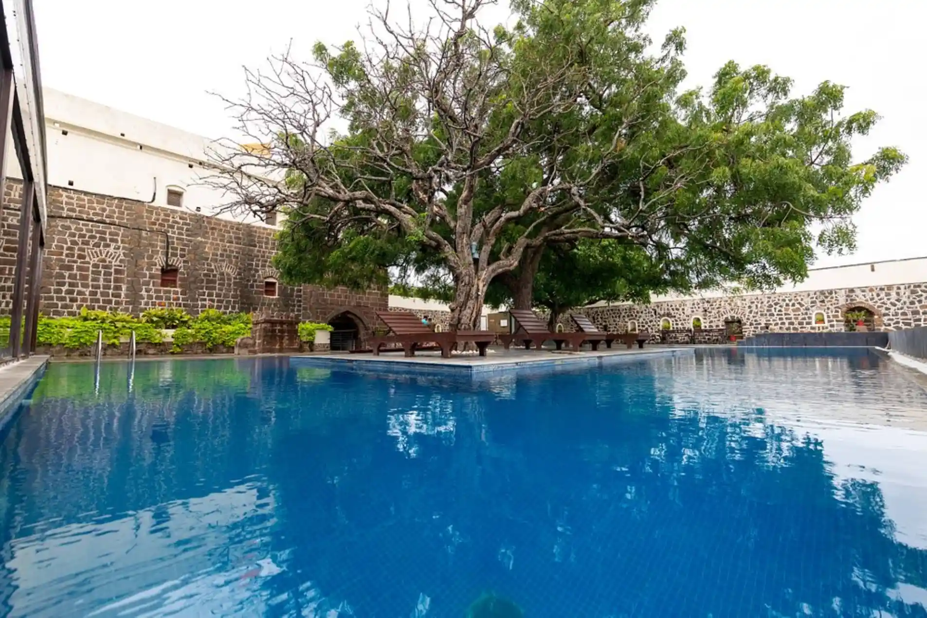 Fort JadhavGADH rooms and stay experience heritage resort near Pune Maharashtra