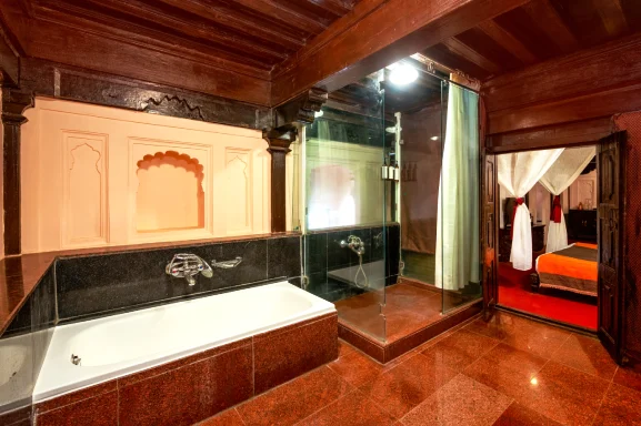 Gateway near Pune Heritage Resort - Maharaja Suite