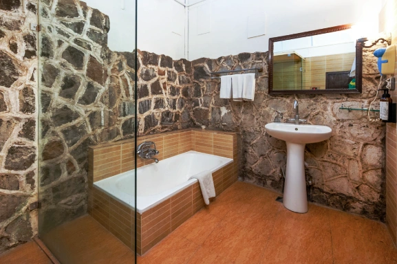 Holiday Resort near Pune and Mumbai - Maharani Suite
