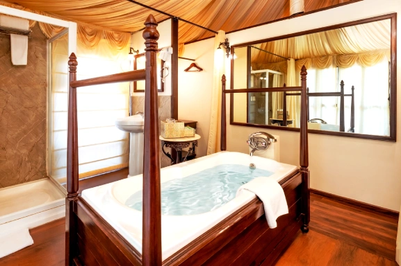 Top Resort near Pune - Museum Suite at Fort JadhavGADH